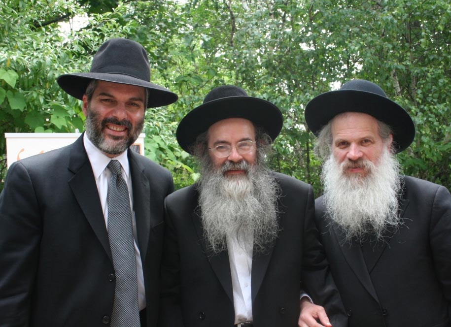 Mrs. Yerachmiel Simins, Rabbi Ben Tzion Zilber and Rabbi  Dovid Schustal
